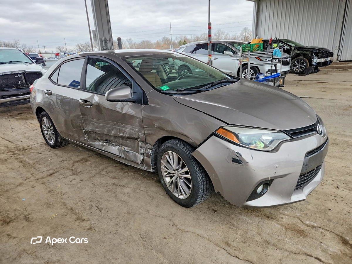 Toyota Corolla 2015