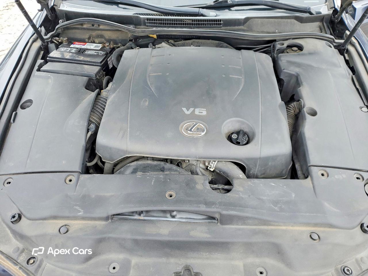 Lexus IS 2010