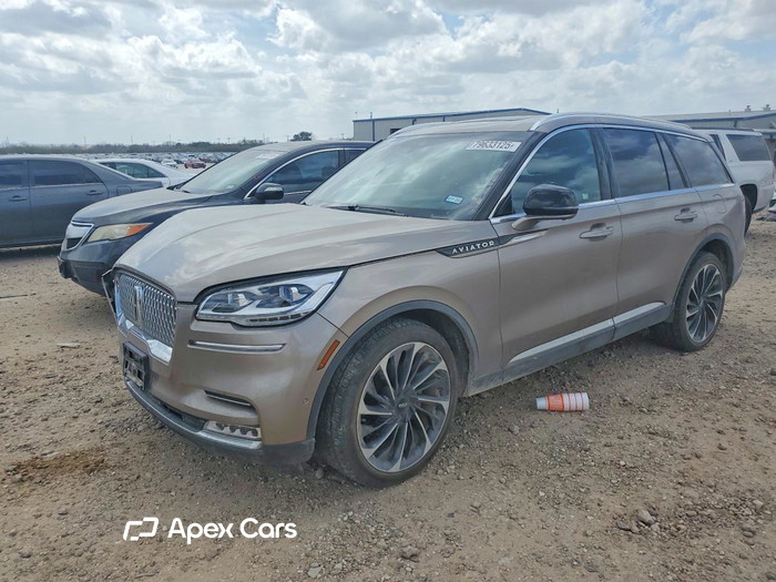 2020 Lincoln Aviator - Image 1 of 5
