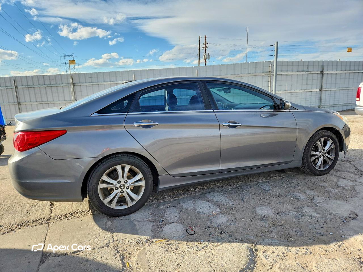 Hyundai Sonata 2013