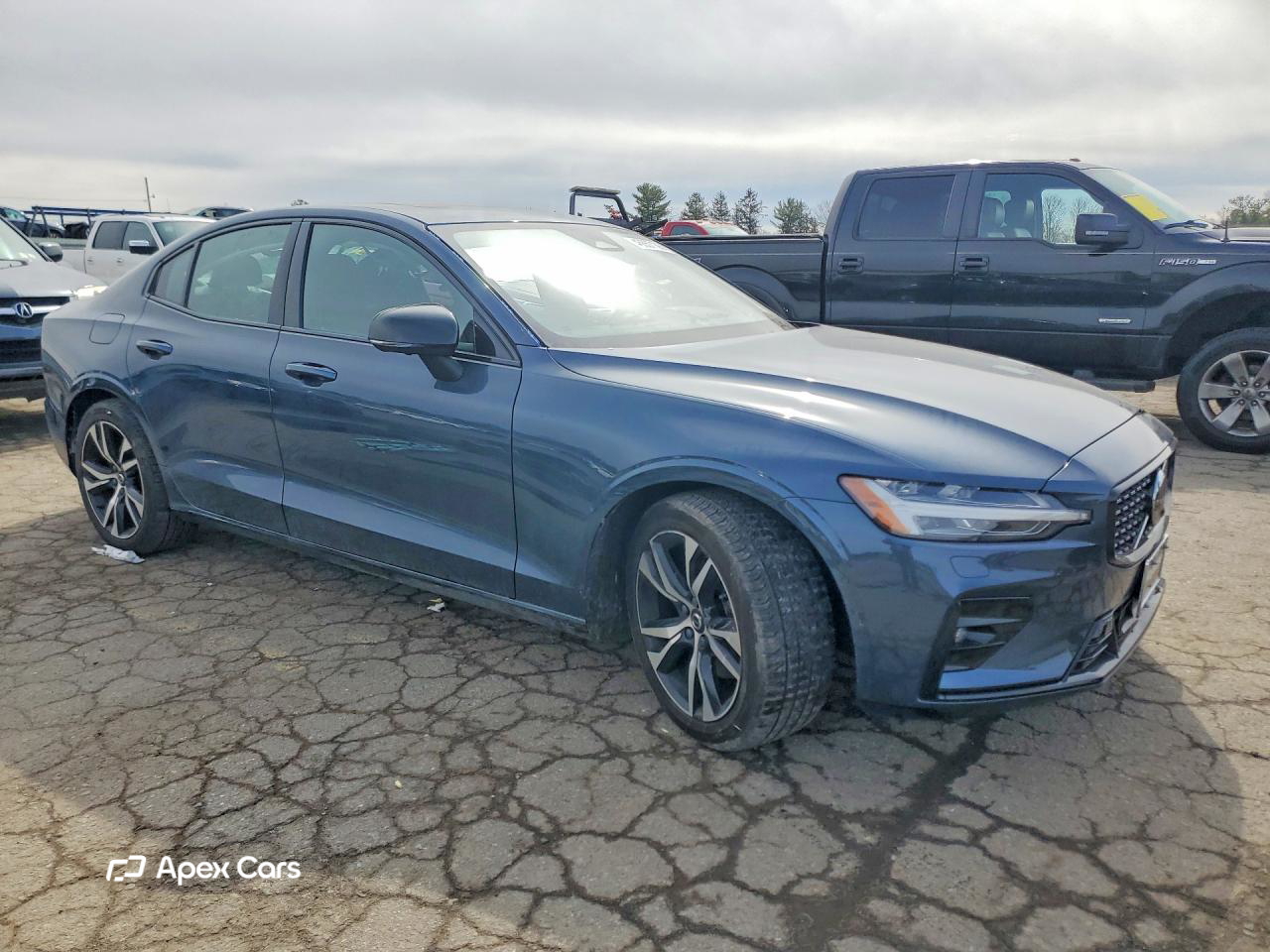 Volvo S60 2024