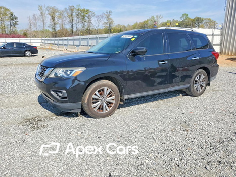 Nissan Pathfinder 2017 - Image 1 of 13