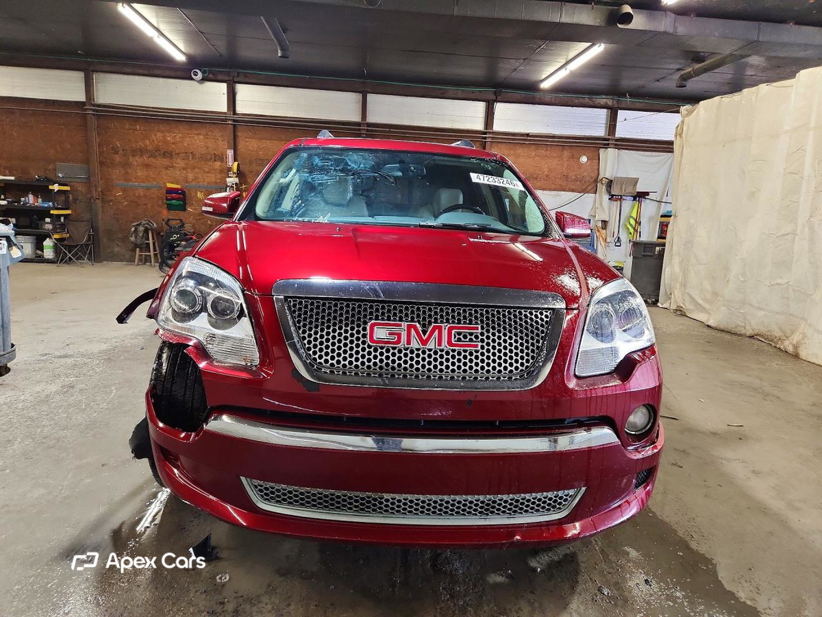 GMC Acadia 2011