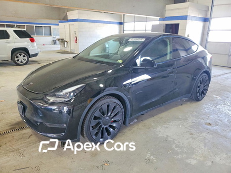 Tesla Model Y 2023 - Zdjęcie 1 z 12