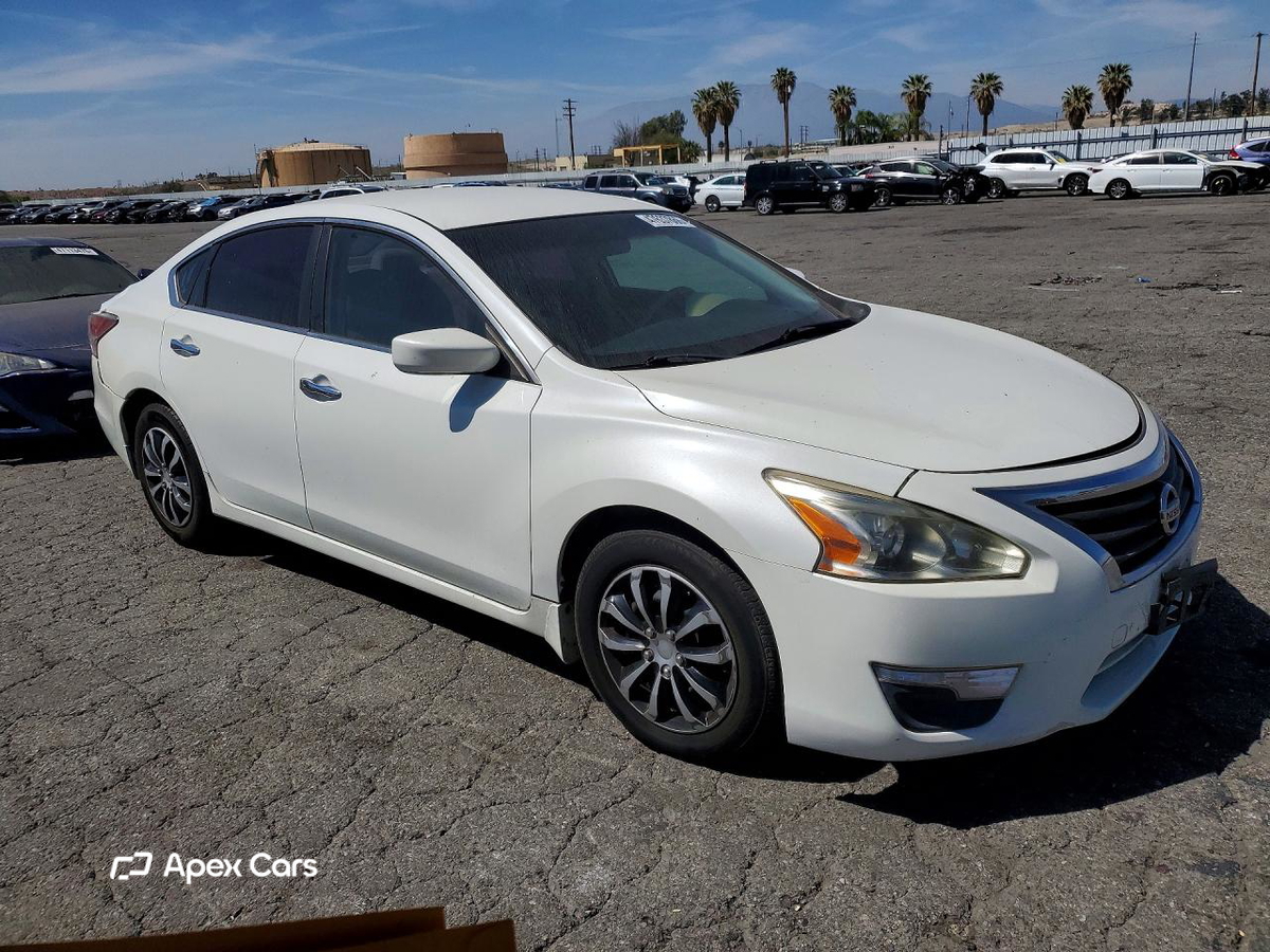 Nissan Altima 2014