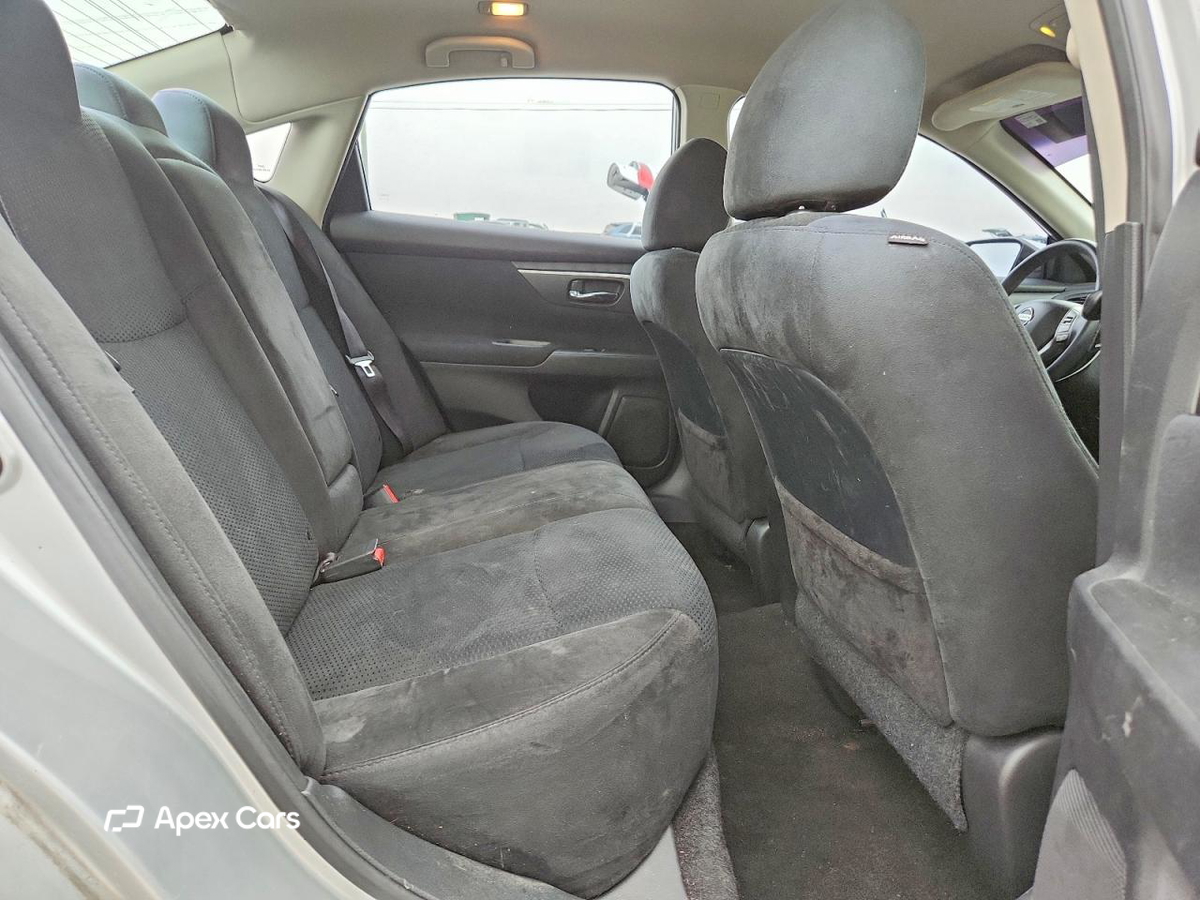 Nissan Altima 2015