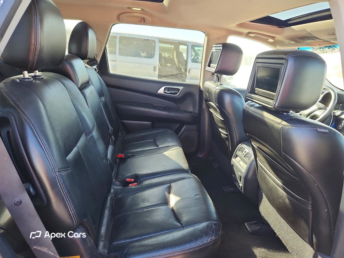 Nissan Pathfinder 2013