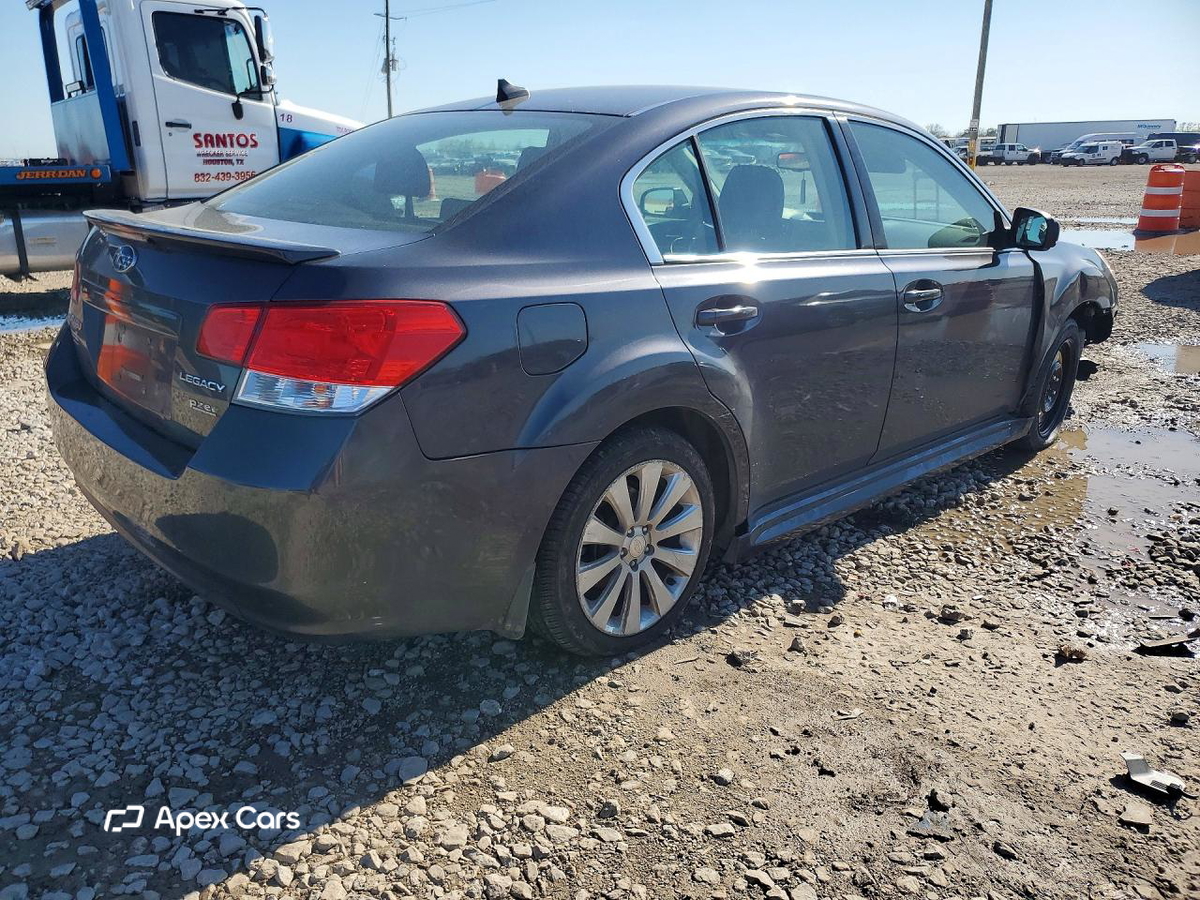 Subaru Legacy 2011