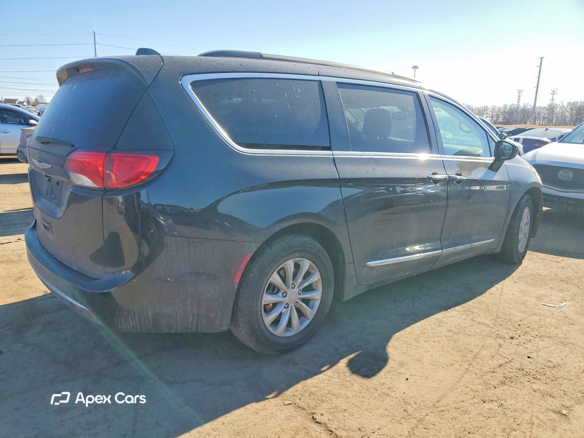 Chrysler Pacifica 2017