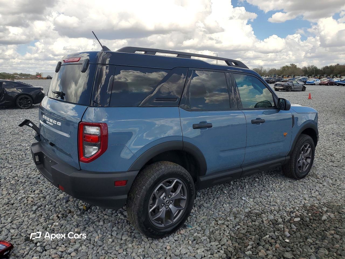 Ford Bronco 2024