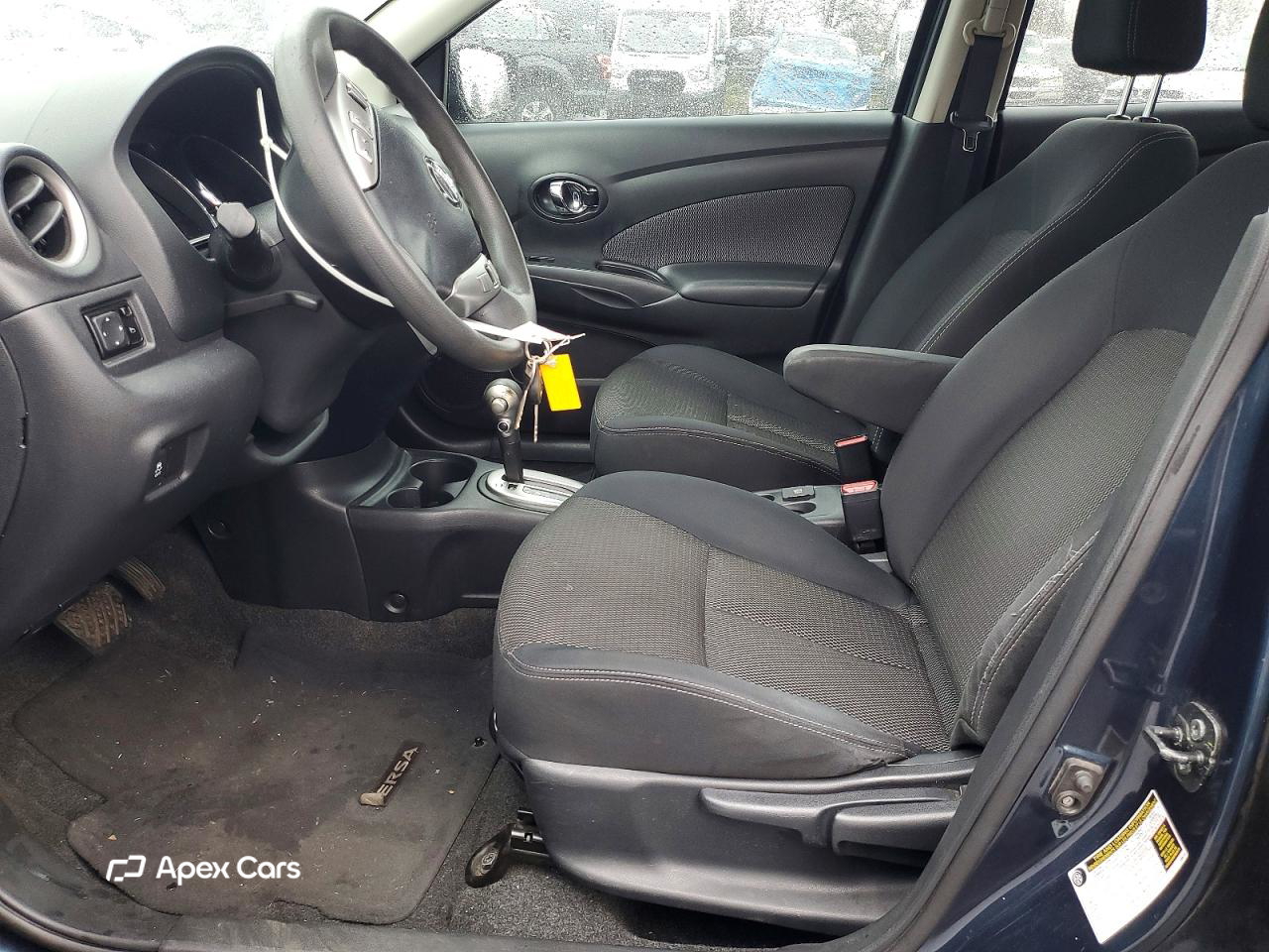 Nissan Versa 2016