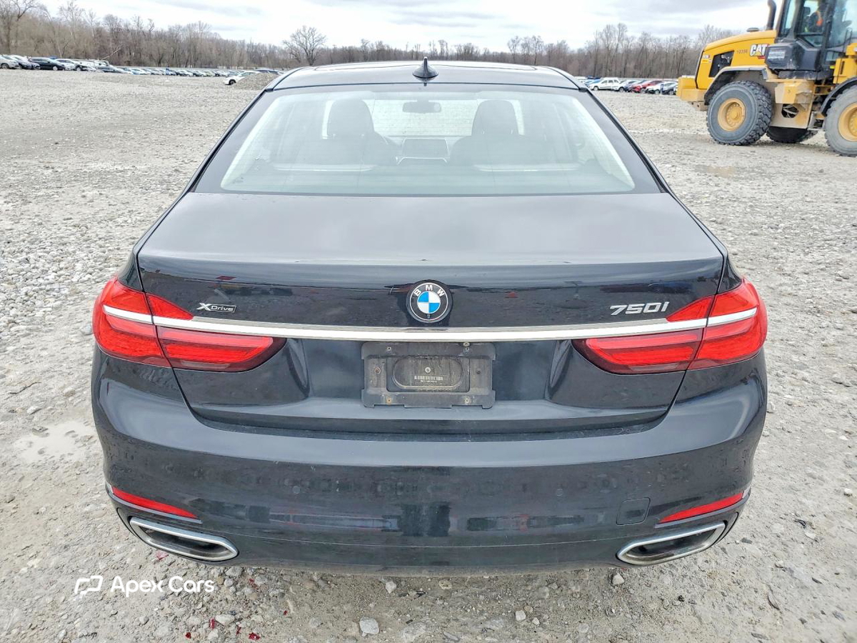 BMW Series 7 2016