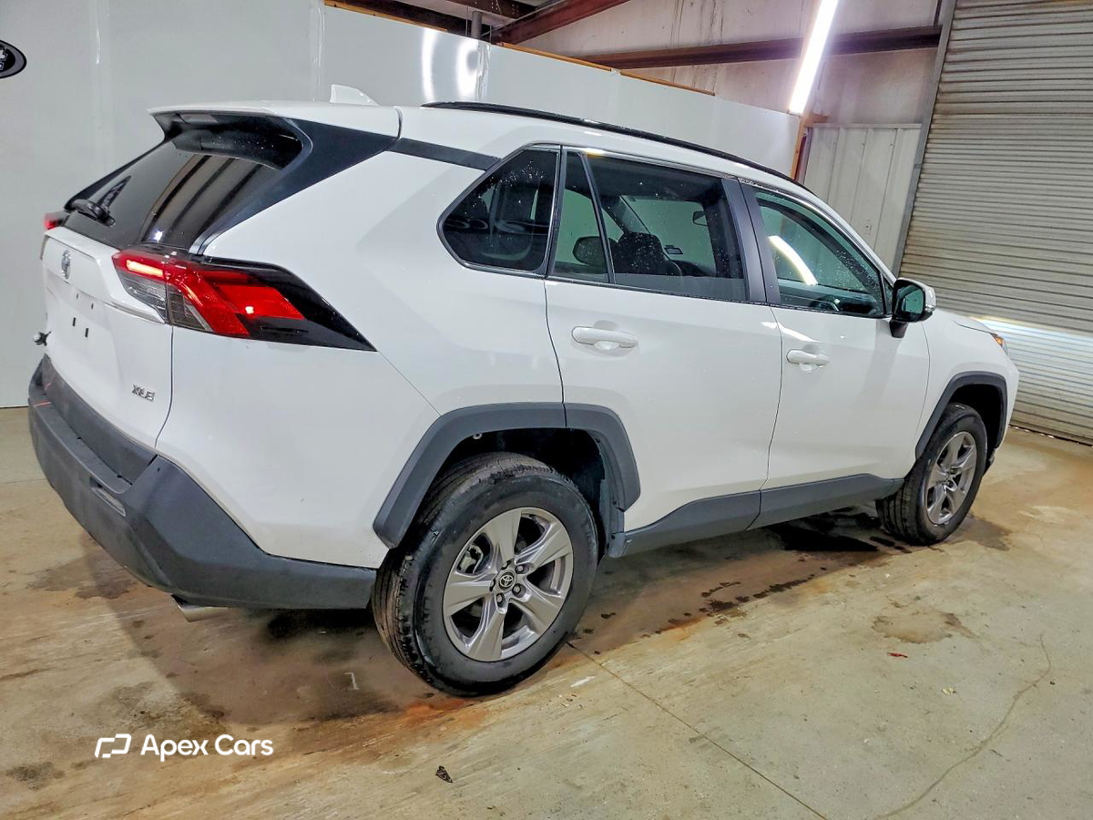 Toyota RAV 4 2025