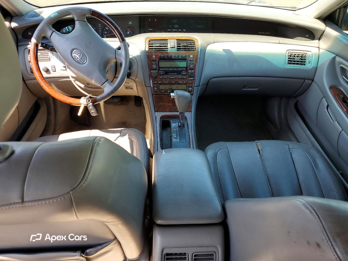 Toyota Avalon 2003