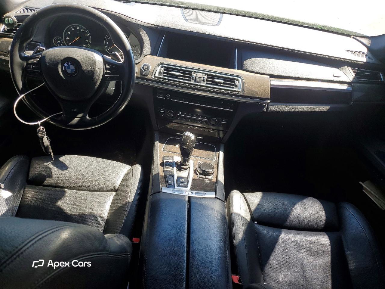 BMW Series 7 2015