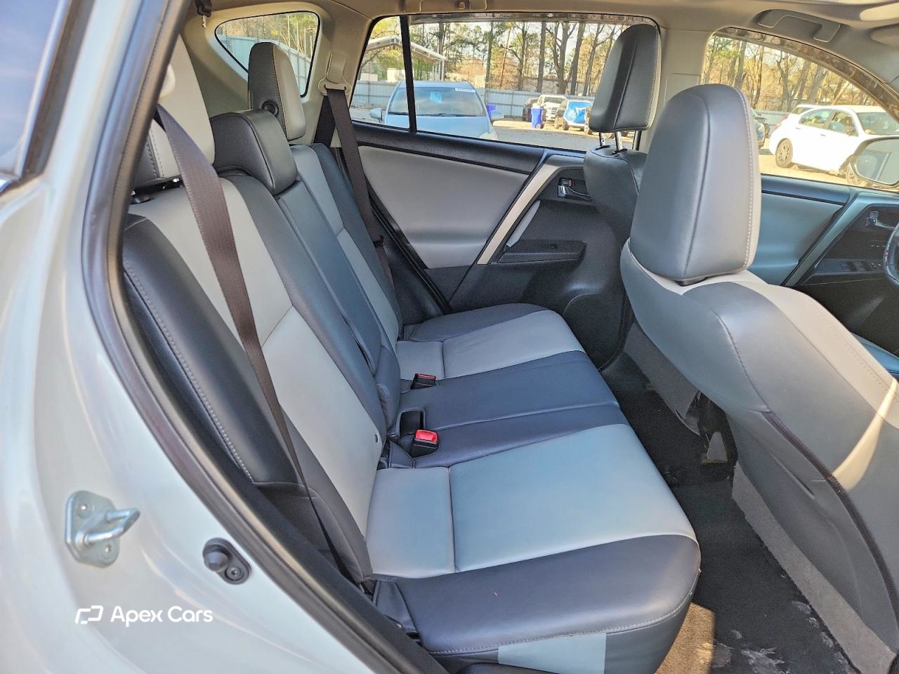 Toyota RAV 4 2015
