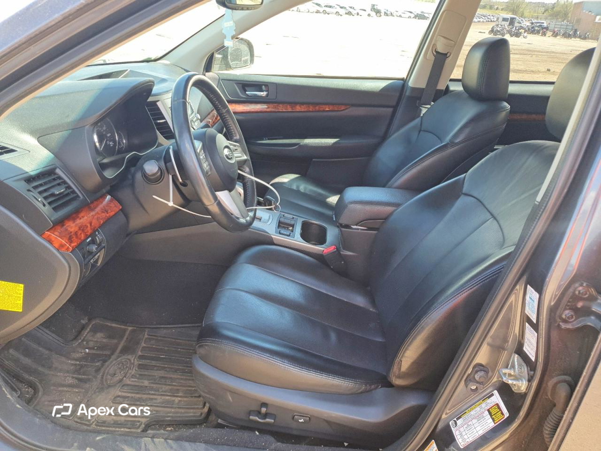 Subaru Outback 2011
