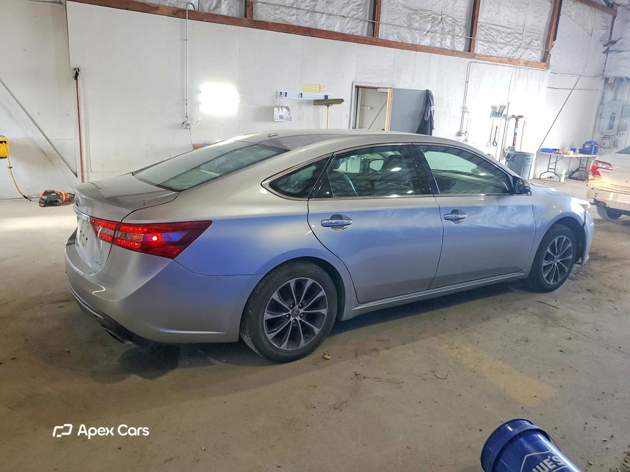 Toyota Avalon 2016