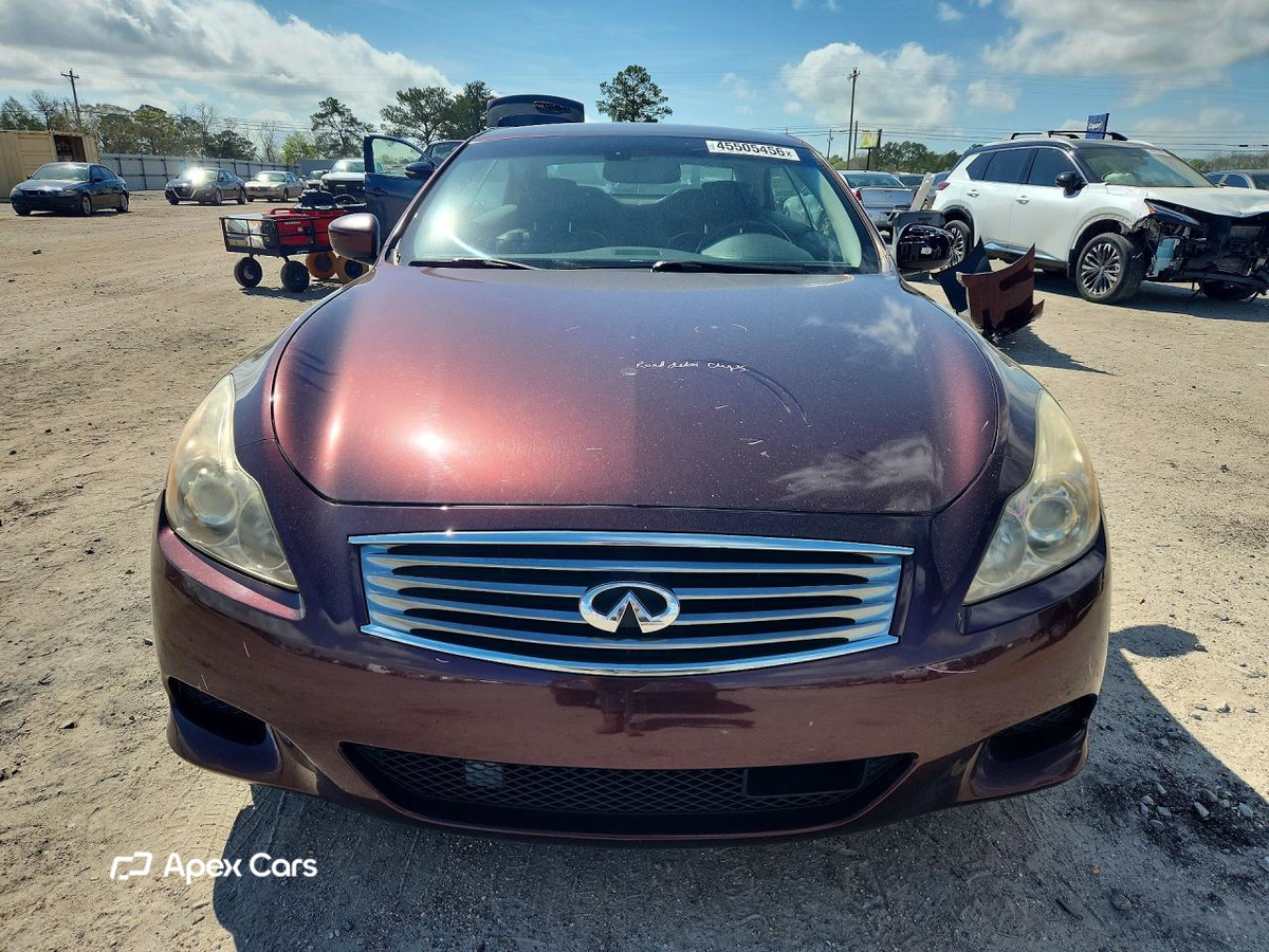 Infiniti G 2010