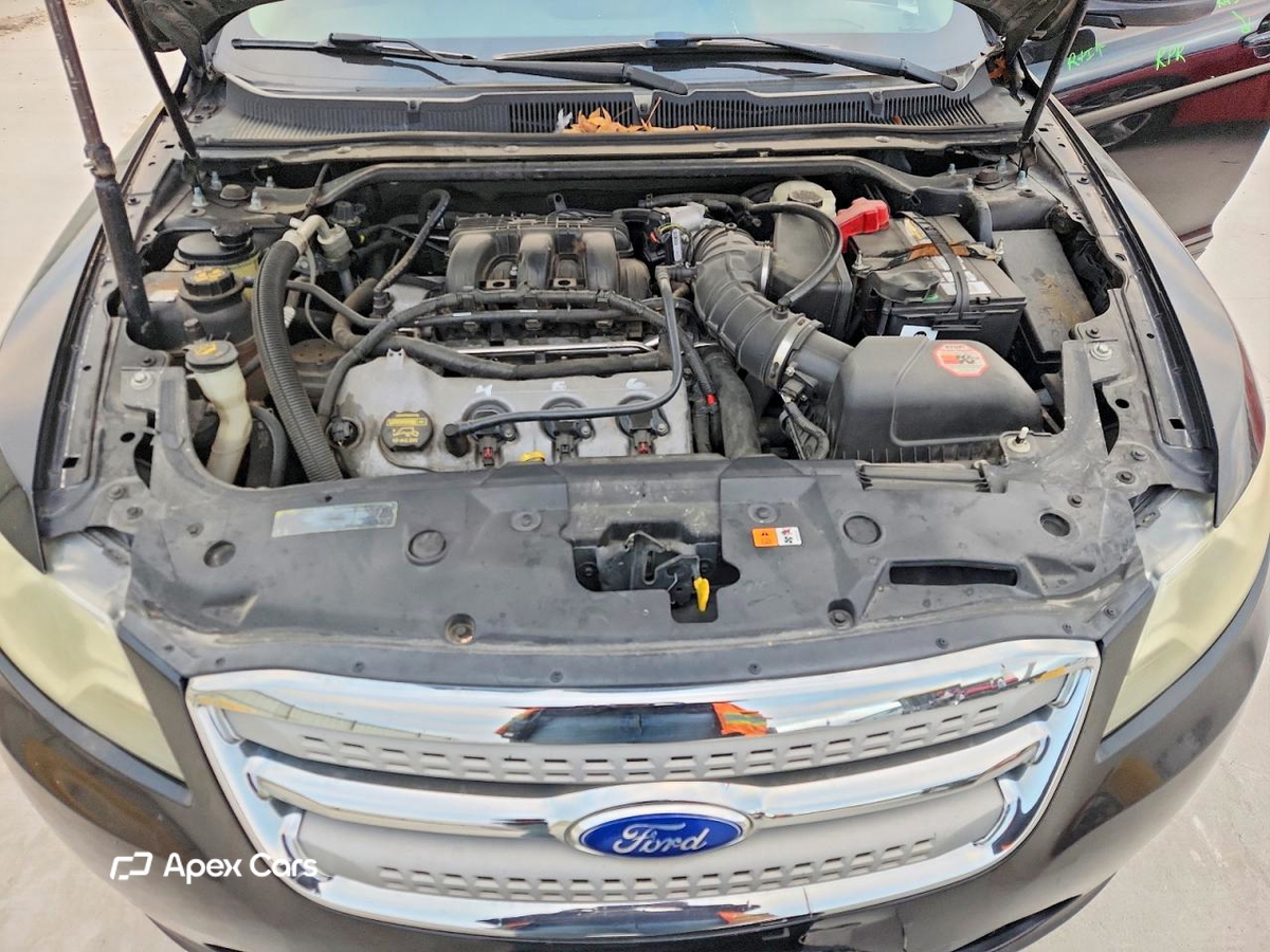 Ford Taurus 2012