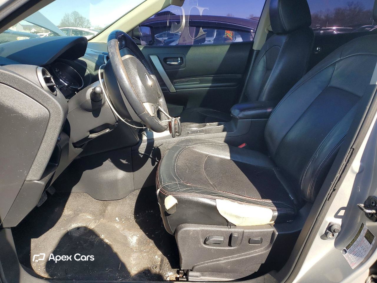 Nissan Rogue 2012