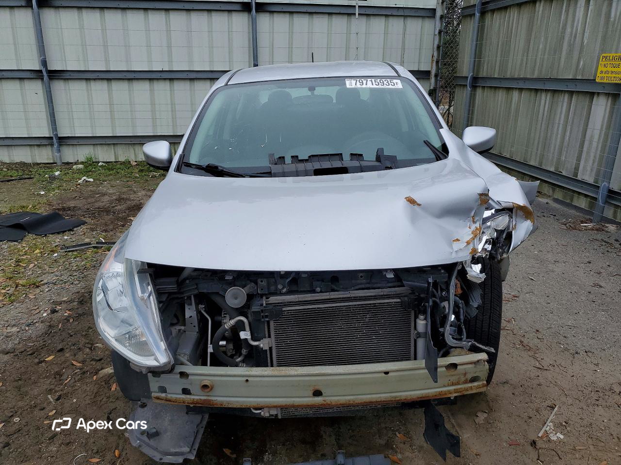 Nissan Versa 2016