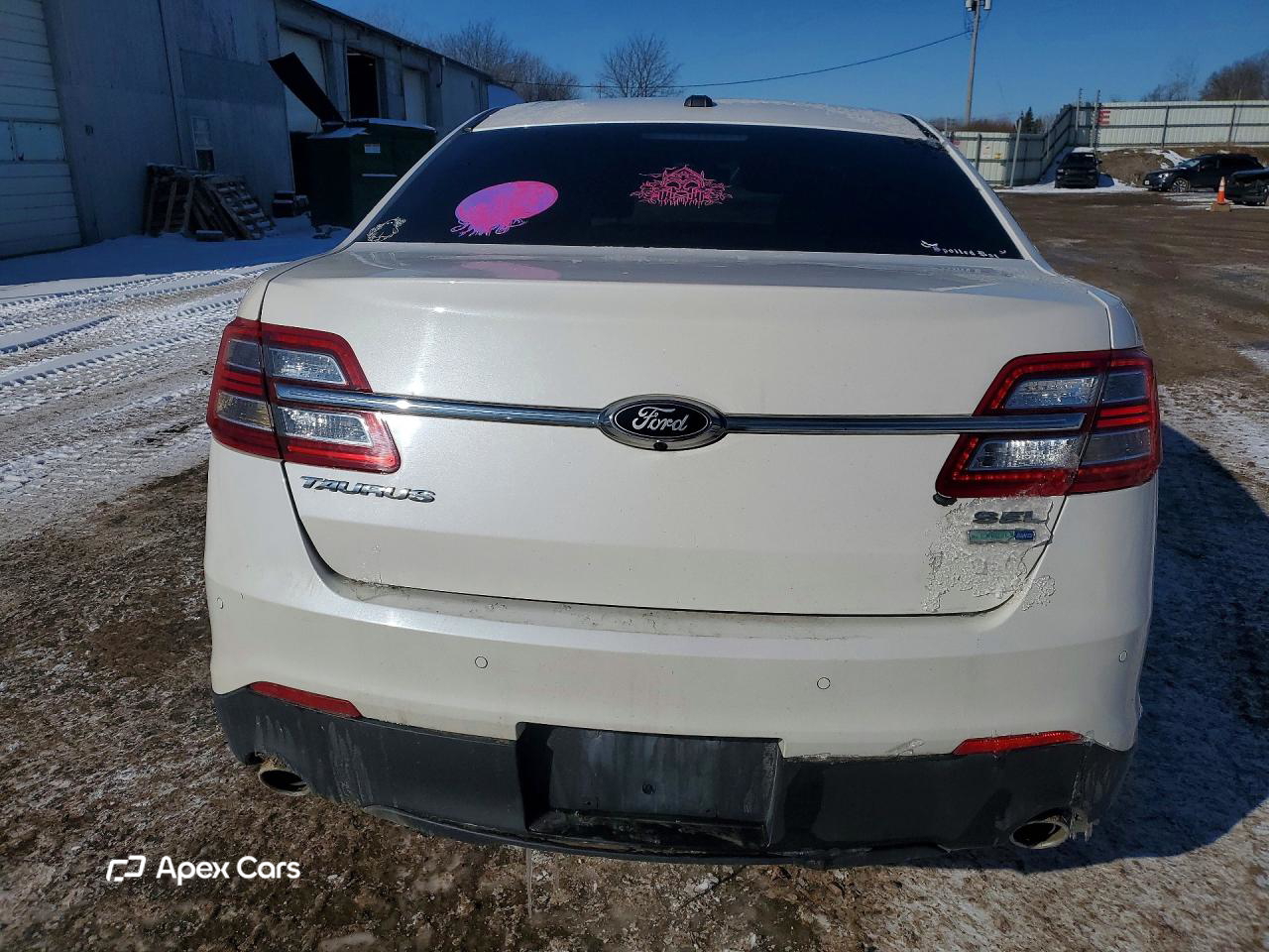 Ford Taurus 2016