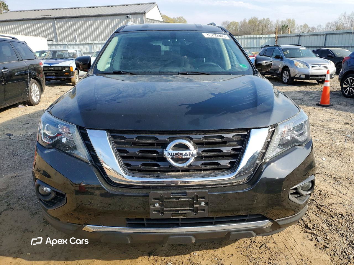 Nissan Pathfinder 2018