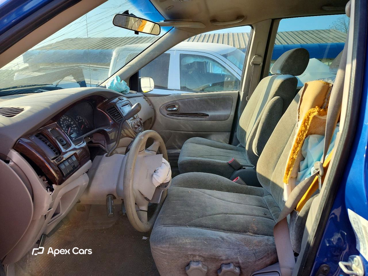 Mazda MPV 2000