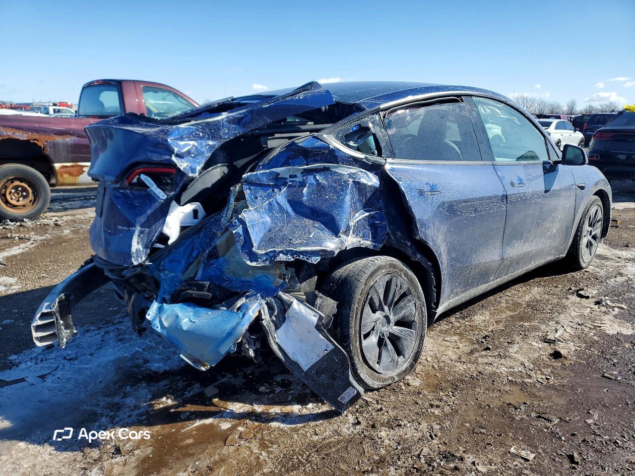Tesla Model Y 2024