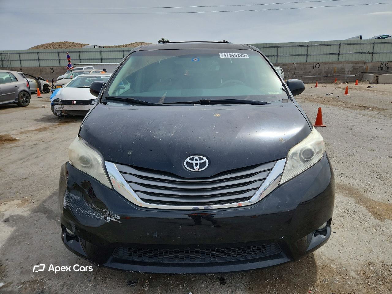 Toyota Sienna 2013
