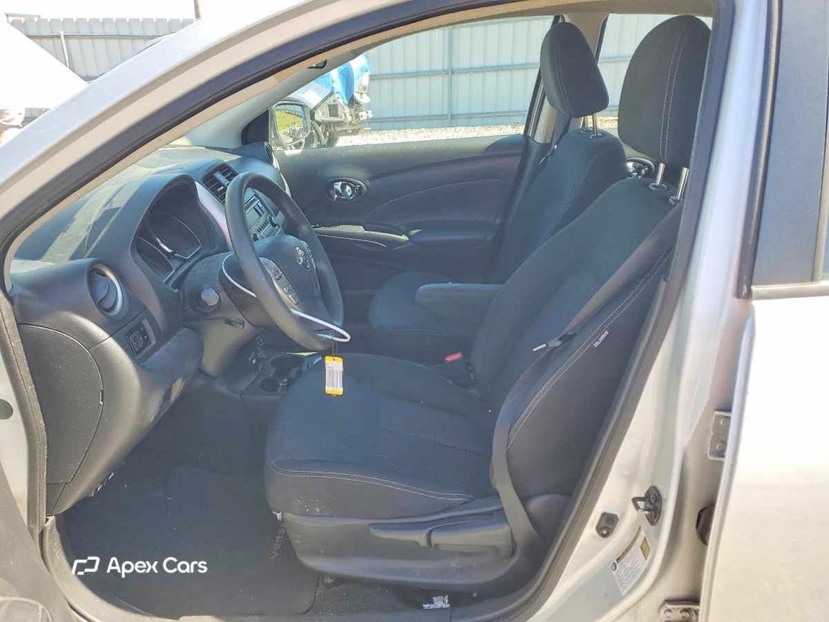 Nissan Versa 2017
