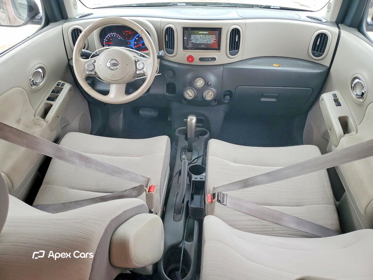 Nissan Cube 2011