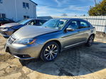 Chrysler 200 2013