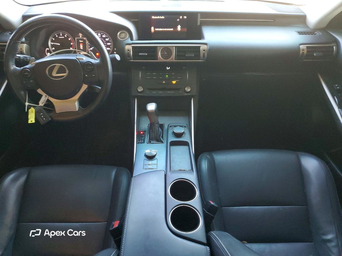 Lexus IS 2016