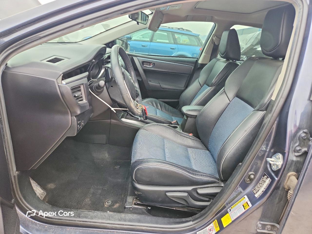 Toyota Corolla 2015