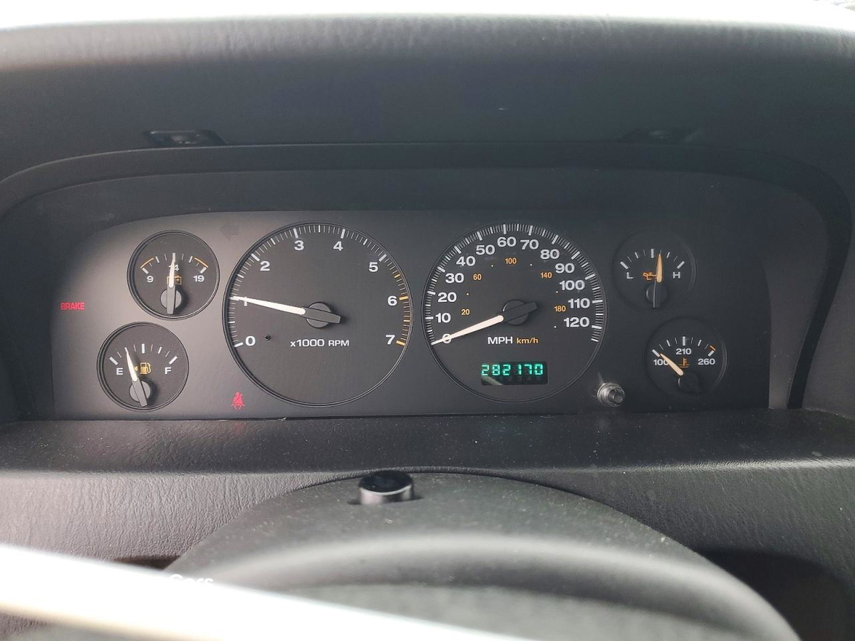 Jeep Cherokee 2003
