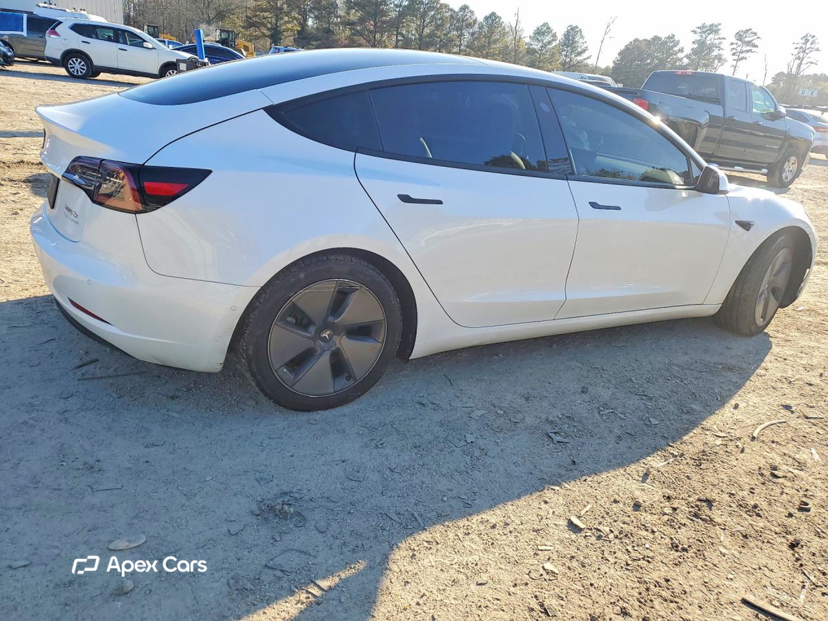 Tesla Model 3 2021