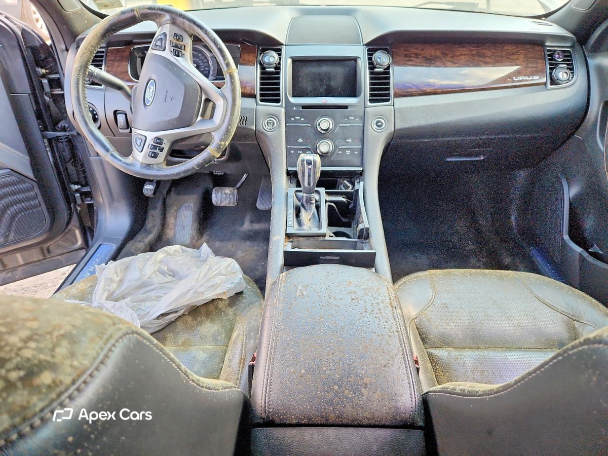 Ford Taurus 2016