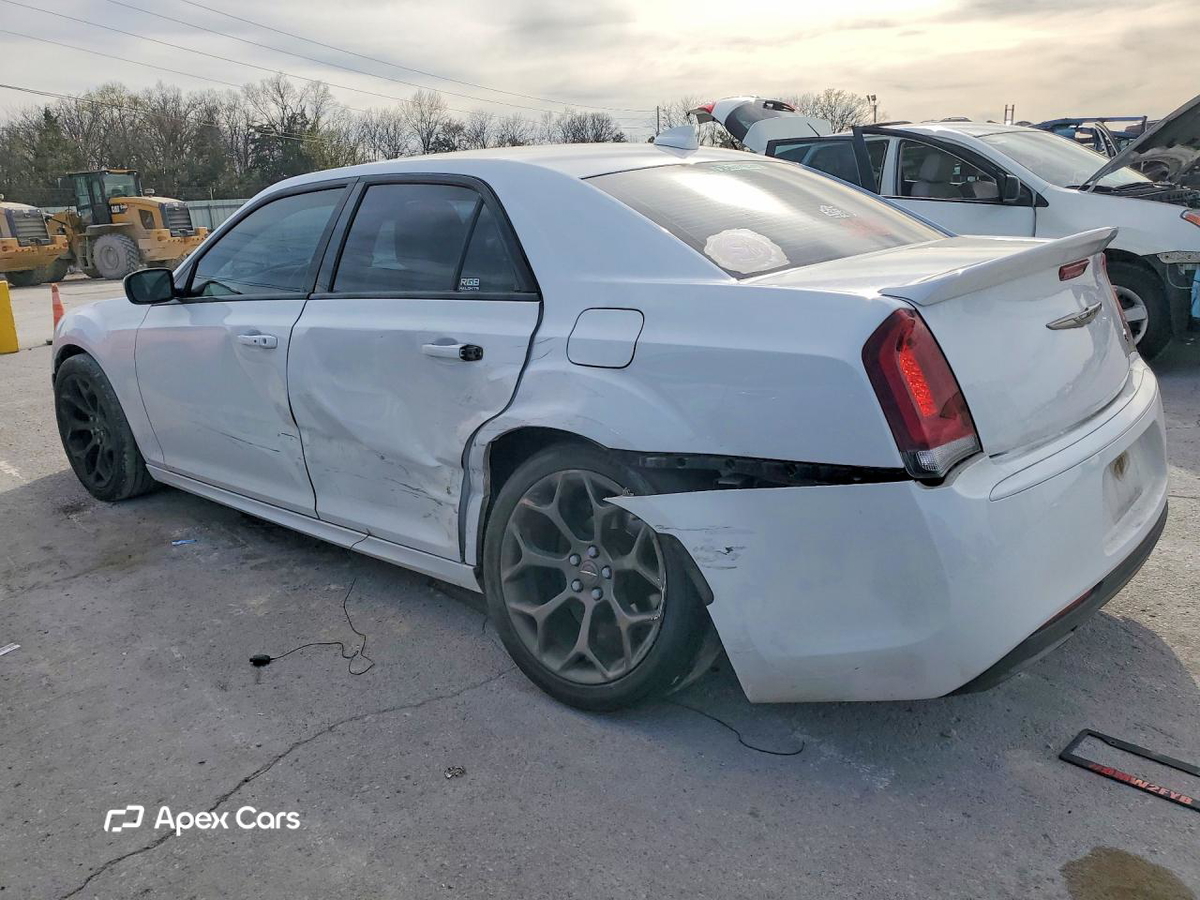 Chrysler 300 2017
