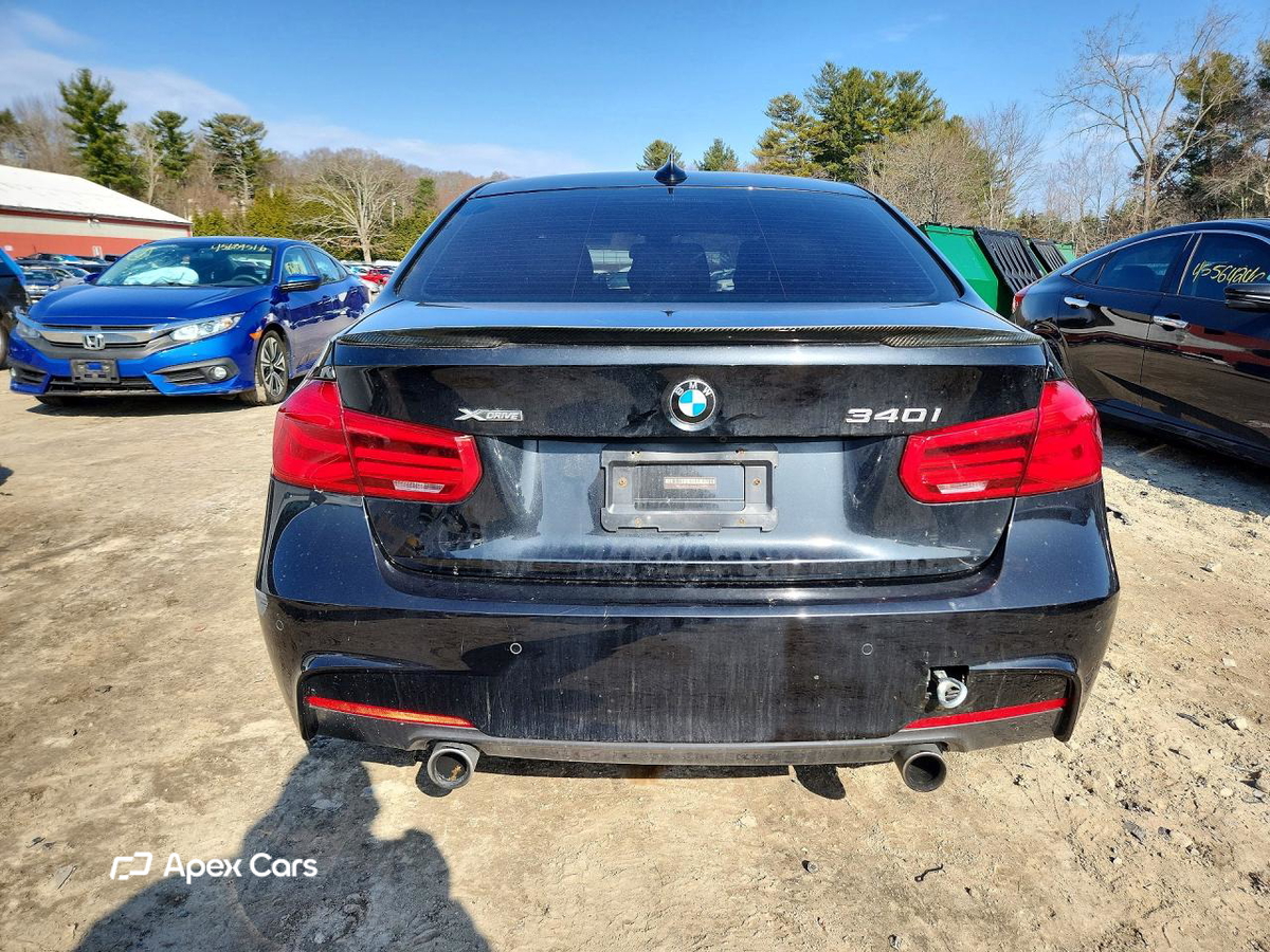 BMW Series 3 2017