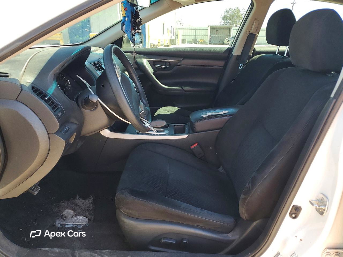 Nissan Altima 2015