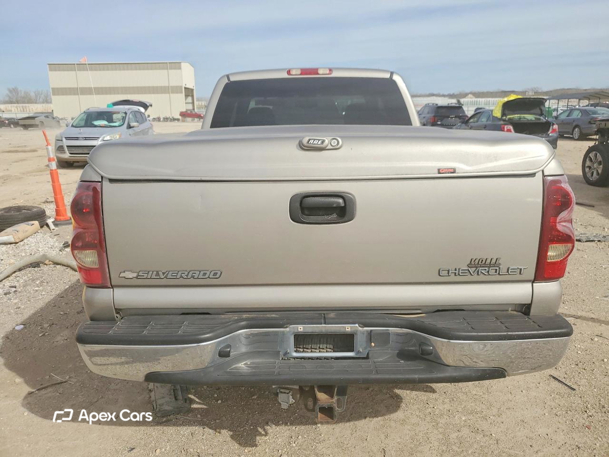 Chevrolet Silverado 2003