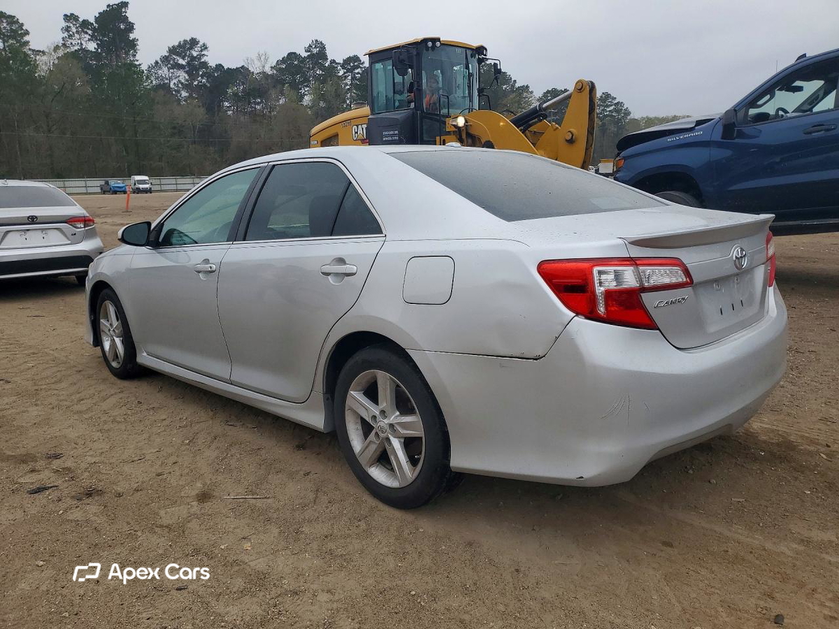 Toyota Camry 2012