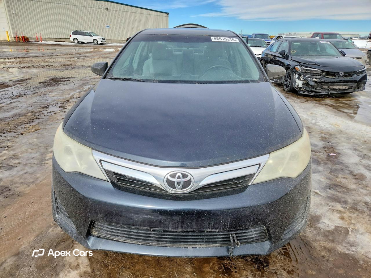 Toyota Camry 2012