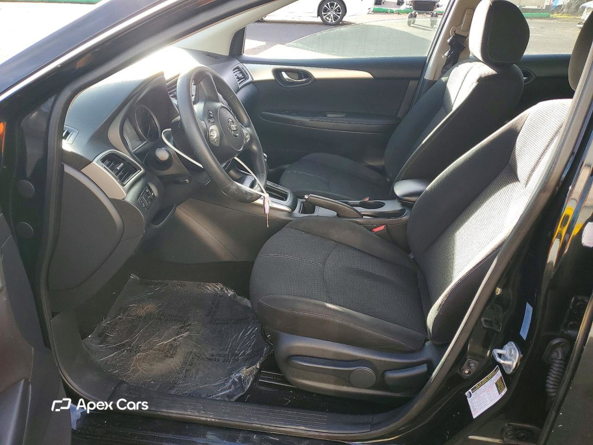 Nissan Sentra 2018