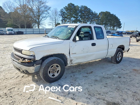 Chevrolet Silverado 2001 - Image 1 of 14