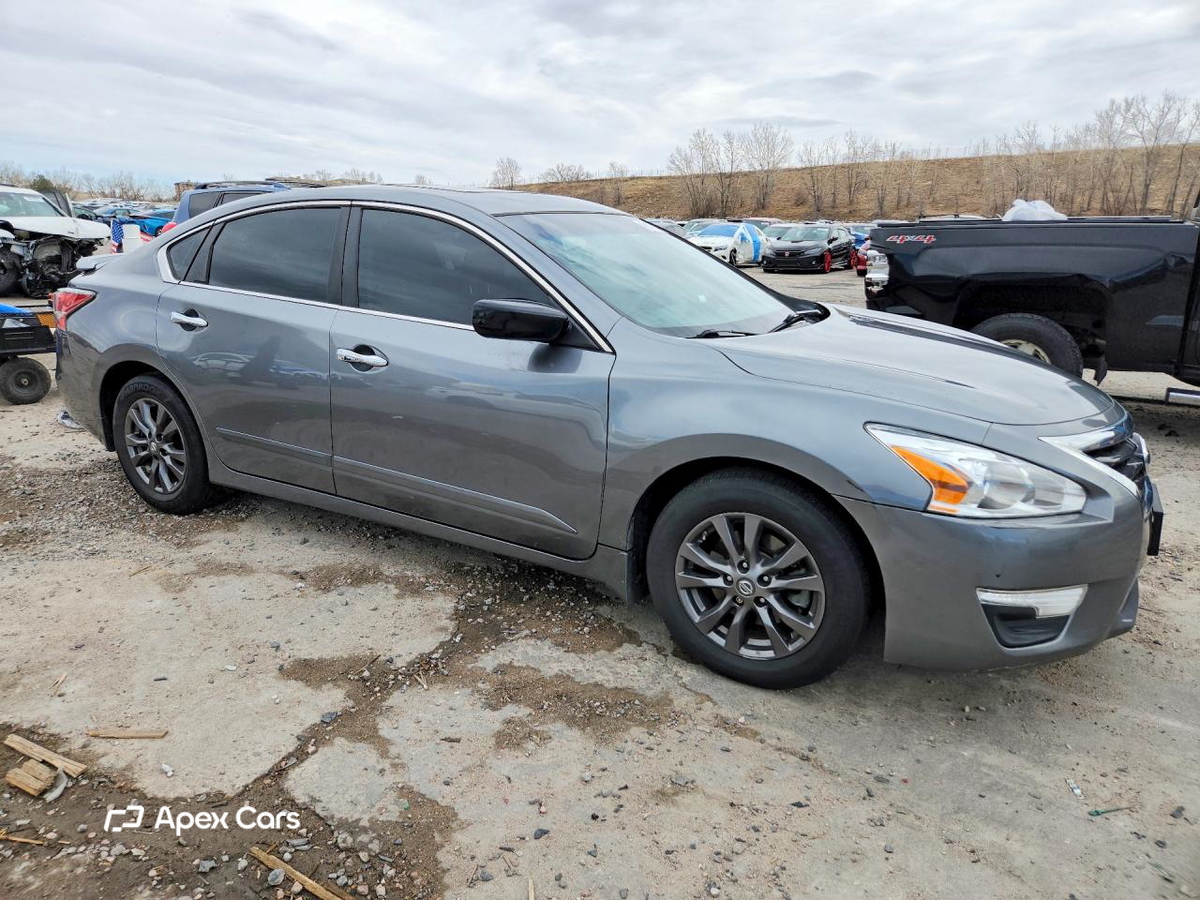 Nissan Altima 2015