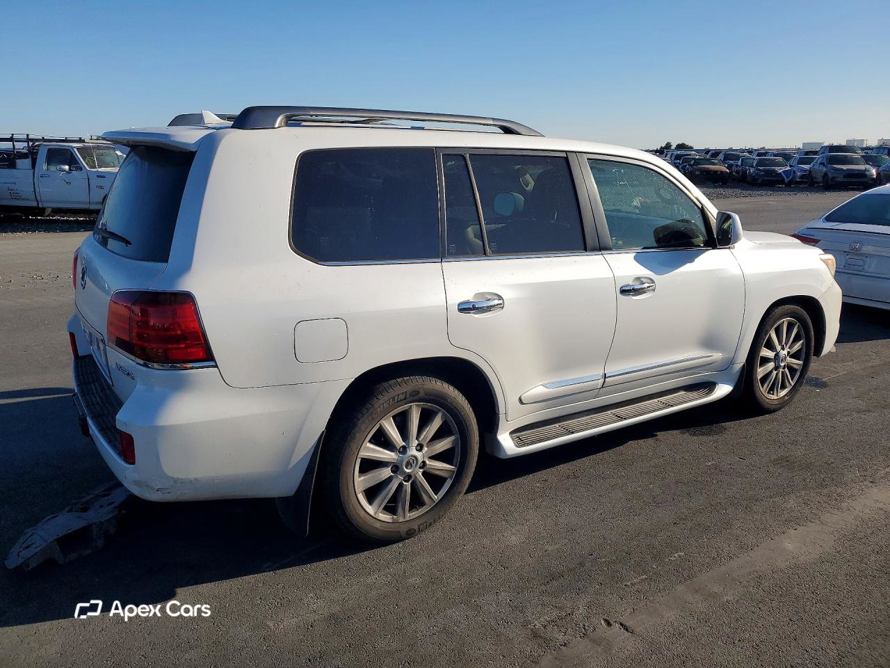 Lexus LX 2011