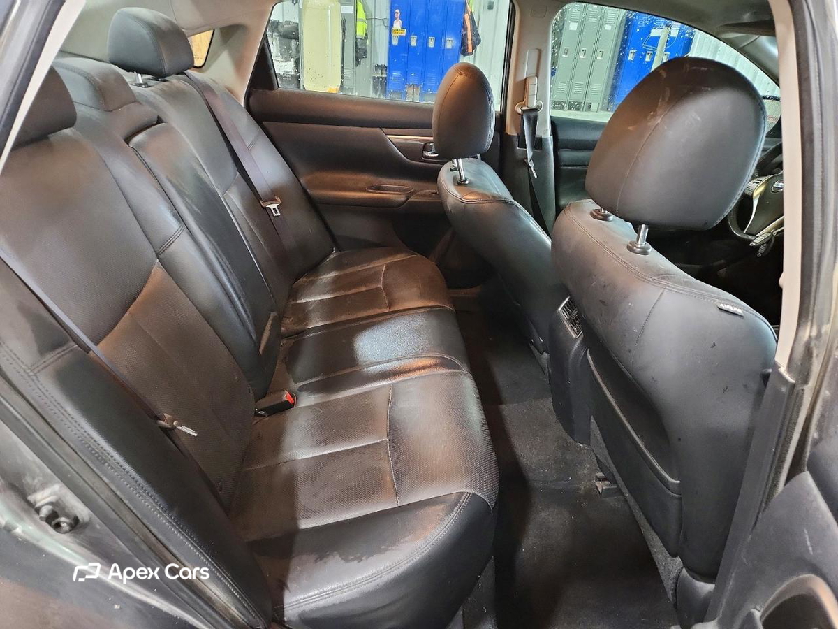 Nissan Altima 2015